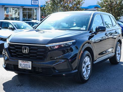 Used 2024 Honda CR-V LX image 3