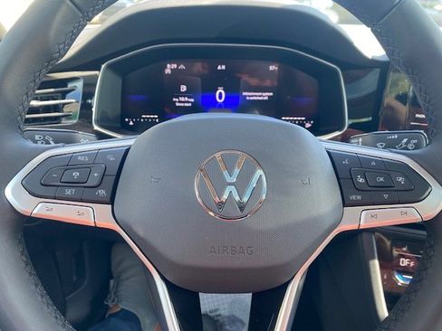 New 2025 Volkswagen Jetta SE image 7