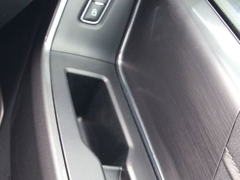 Used 2023 Ford F150 Lariat w/ Equipment Group 502A High image 22