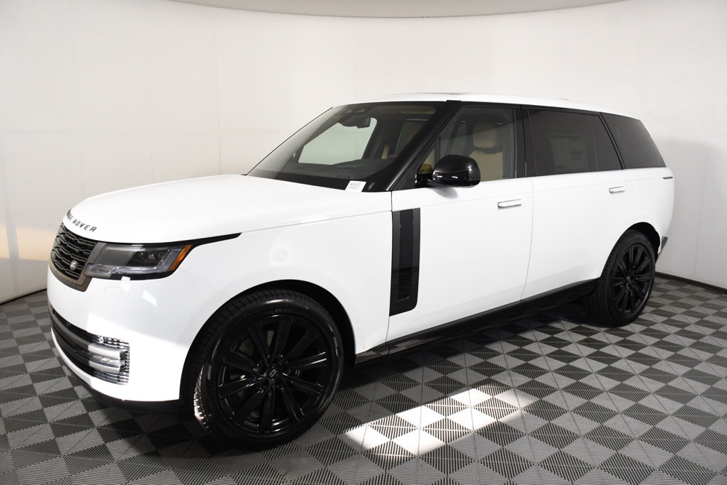 New 2027 Land Rover Range Rover Long Wheelbase SE AWD/4WD image 2