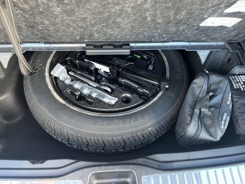 Used 2020 Mercedes-Benz GLS 450 4MATIC image 43