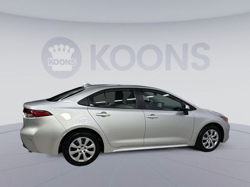 Used 2024 Toyota Corolla LE image 13