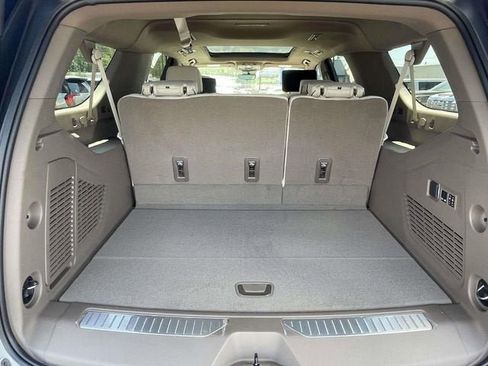 New 2026 GMC Yukon XL Denali w/ Denali Reserve Package image 8