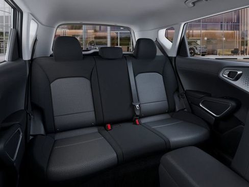 New 2025 Kia Soul LX w/ LX Technology Package FWD image 16