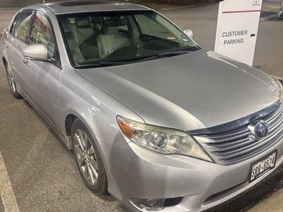 Used 2011 Toyota Avalon Limited