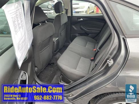 Used 2017 Ford Focus SE image 12