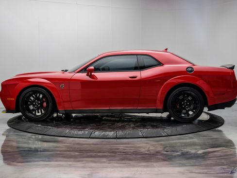 Used 2021 Dodge Challenger SRT Hellcat Redeye image 8
