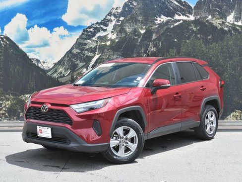 Certified 2025 Toyota RAV4 XLE AWD/4WD image 6