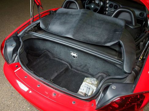 Used 2004 Dodge Viper SRT-10 RWD image 10