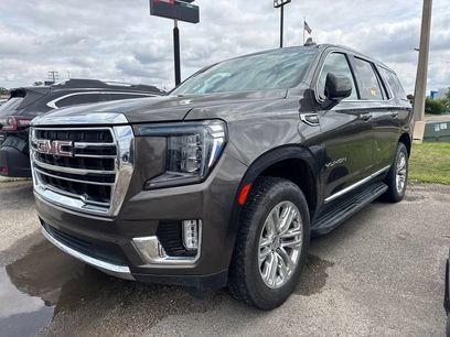 Used 2021 GMC Yukon SLT w/ SLT Premium Package