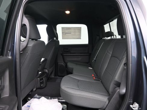 New 2026 RAM 2500 Warlock AWD/4WD image 32