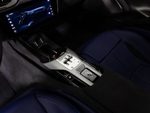 Used 2025 Ferrari 12Cilindri RWD image 39