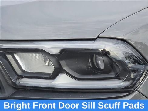 Used 2025 Dodge Durango GT AWD/4WD image 32