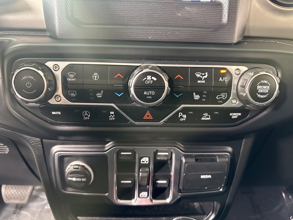Used 2020 Jeep Gladiator Sport w/ Quick Order Package 24S AWD/4WD image 32