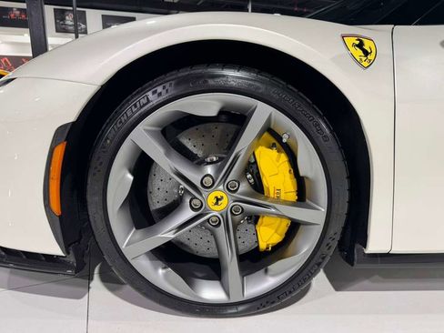 Used 2021 Ferrari SF90 Stradale image 39