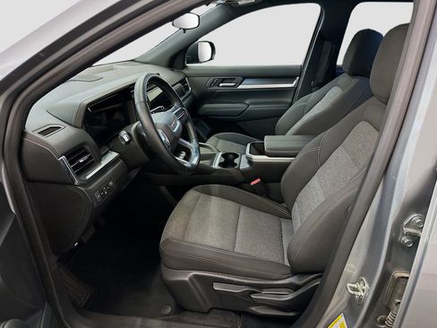 Used 2025 GMC Terrain Elevation AWD/4WD image 13