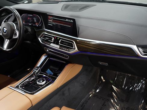 Used 2023 BMW X6 M50i w/ Executive Package AWD/4WD image 32
