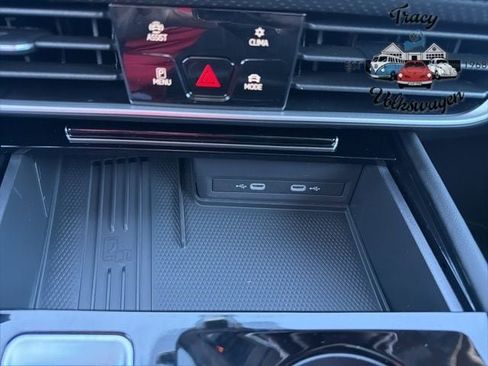 New 2026 Volkswagen Atlas SEL Premium R-Line image 12