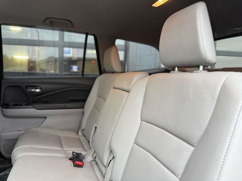 Used 2017 Honda Pilot EX-L image 7