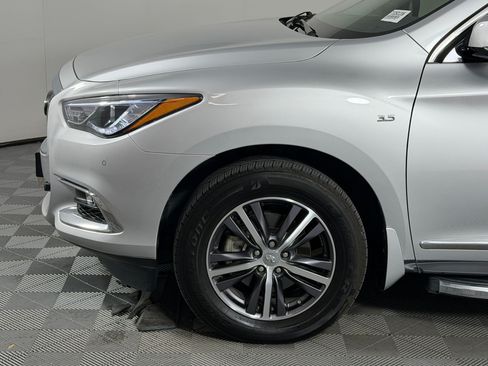 Used 2018 INFINITI QX60 FWD w/ Premium Plus Package image 11