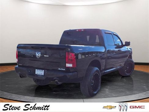 Used 2018 RAM 1500 Express w/ Express Value Package image 26