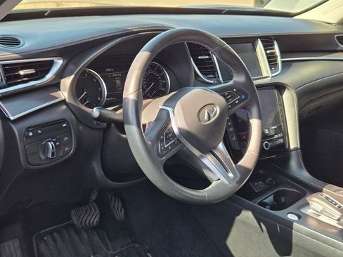 Used 2023 INFINITI QX50 Luxe FWD image 8