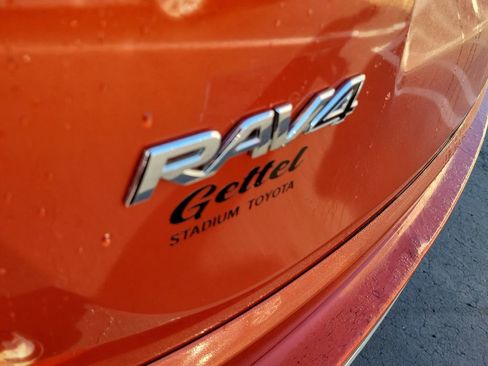 Used 2016 Toyota RAV4 XLE image 5