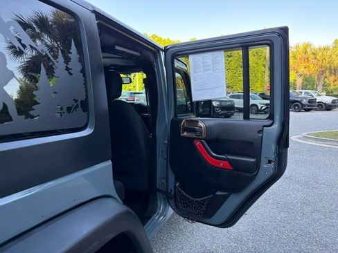Used 2015 Jeep Wrangler Unlimited Sport w/ Quick Order Package 24S AWD/4WD image 30
