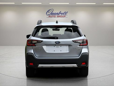Used 2023 Subaru Outback Limited XT AWD/4WD image 5