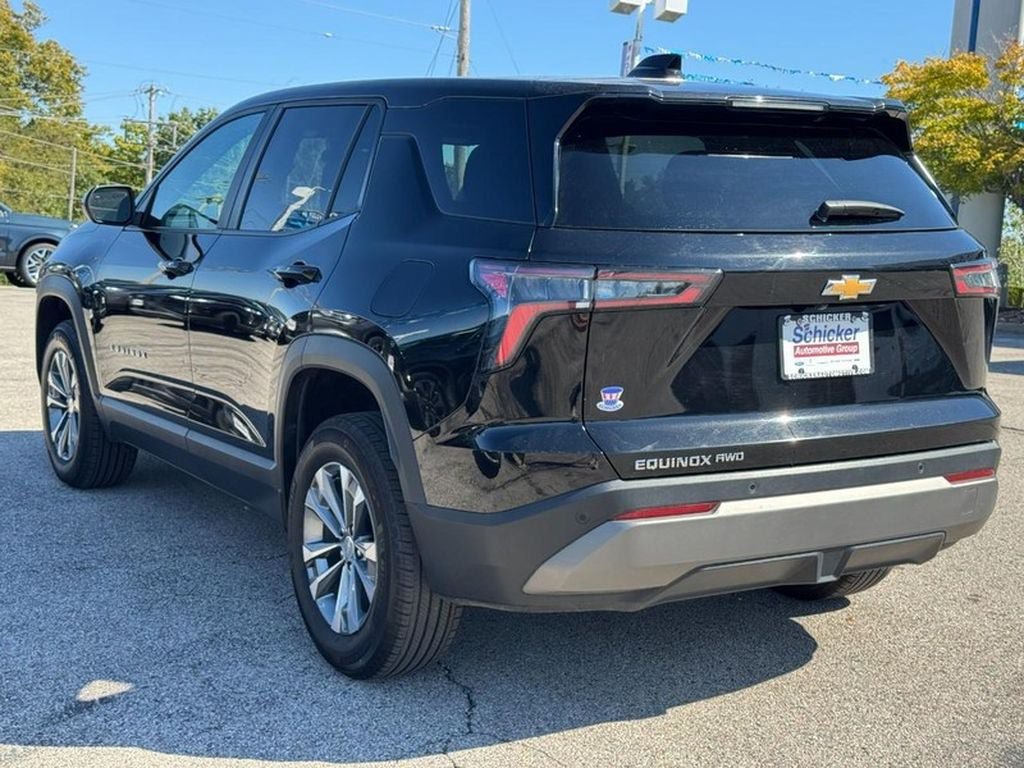 Used 2025 Chevrolet Equinox LT AWD/4WD image 6