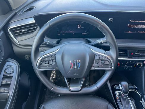 Used 2024 Buick Encore GX Sport Touring image 13