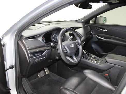 Used 2021 Cadillac XT4 Sport FWD image 21