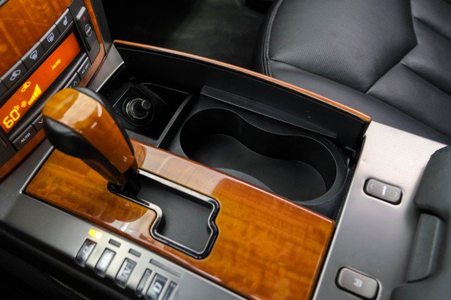 Used 2006 Cadillac XLR RWD image 28