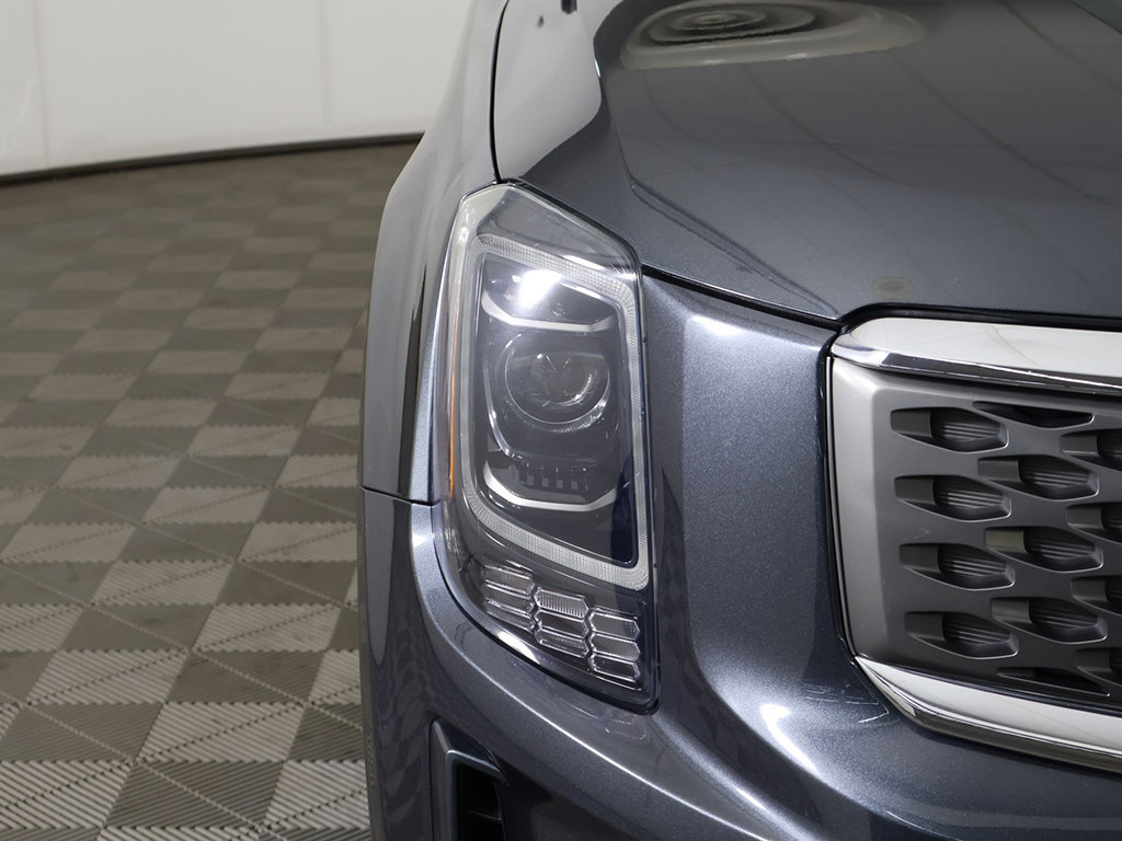 Used 2021 Kia Telluride LX FWD image 11