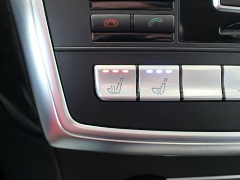 Used 2015 Mercedes-Benz GL 550 4MATIC image 43