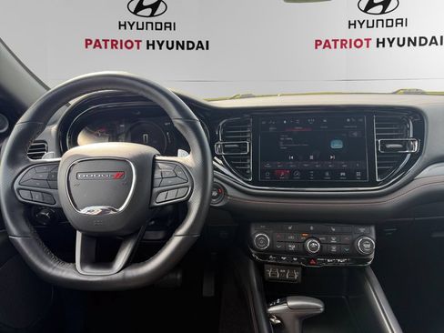 Used 2025 Dodge Durango GT AWD/4WD image 11