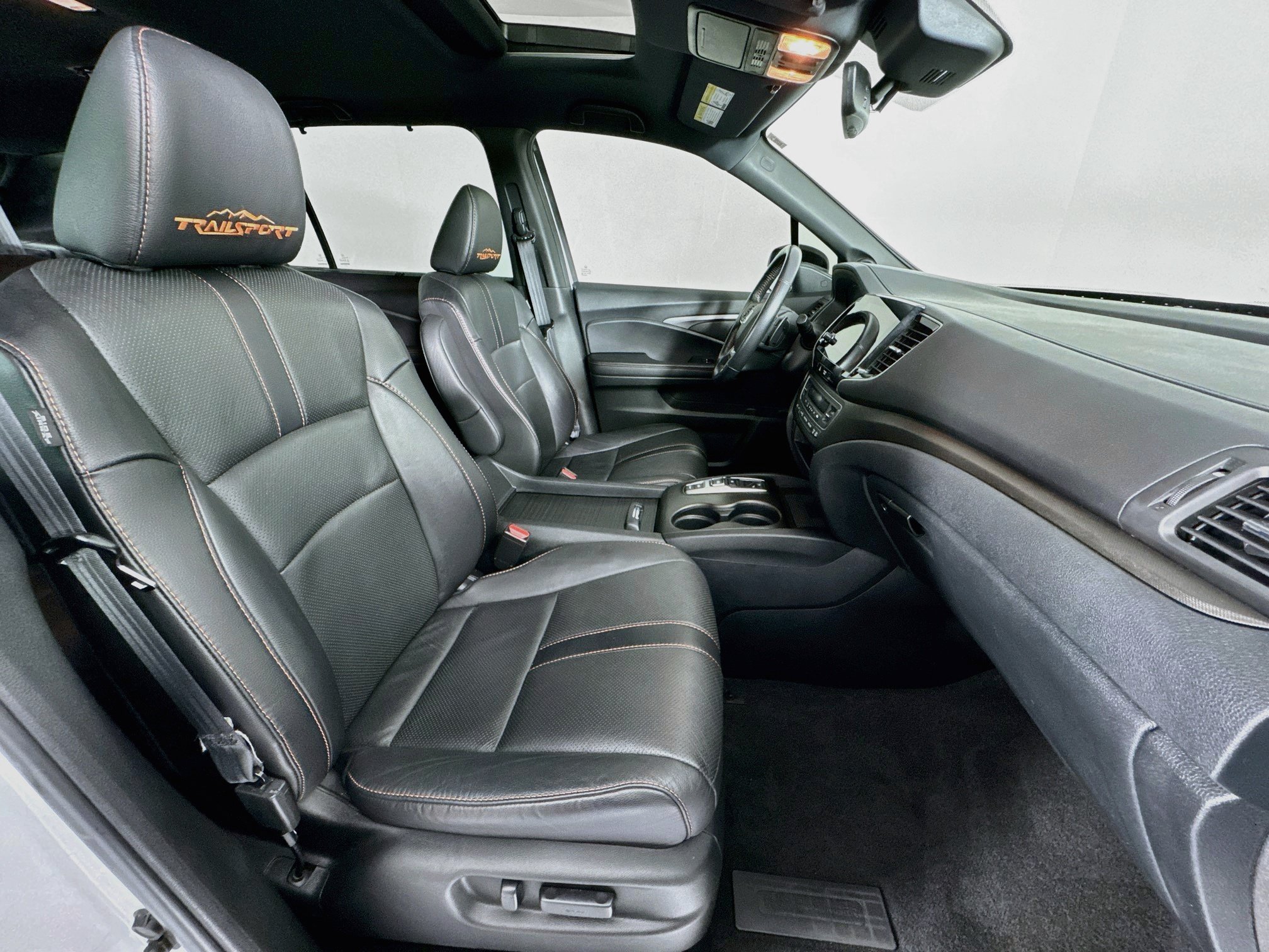 Certified 2022 Honda Pilot TrailSport image 30