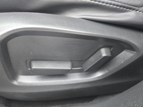 Used 2019 MAZDA CX-5 Touring image 6