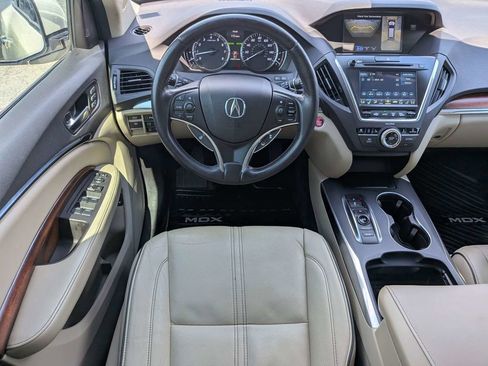 Used 2018 Acura MDX FWD w/ Advance Package image 16