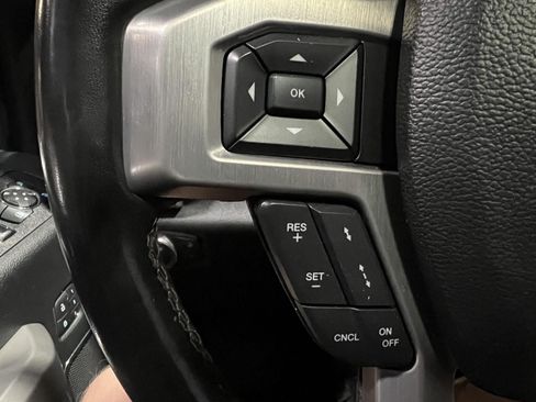 Used 2018 Ford F150 Platinum w/ Equipment Group 701A Luxury AWD/4WD image 12