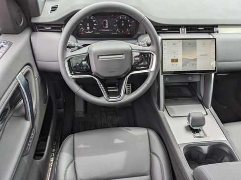 New 2025 Land Rover Discovery Sport Dynamic SE AWD/4WD image 9