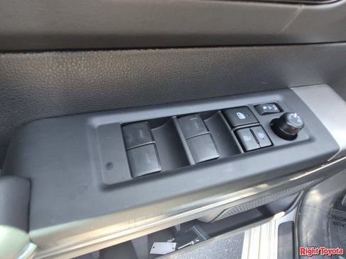 New 2026 Toyota Tundra Platinum AWD/4WD image 16