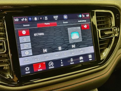 Used 2025 Dodge Durango GT AWD/4WD image 21
