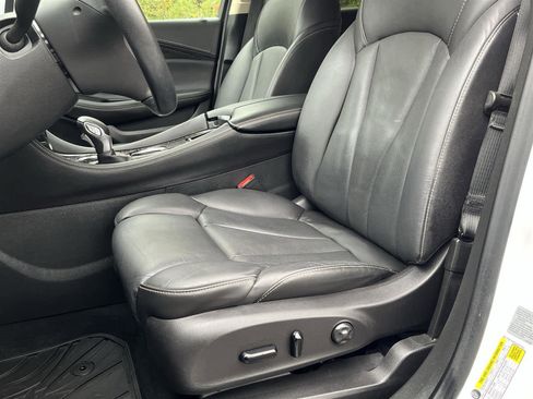 Used 2018 Buick Envision Premium image 12