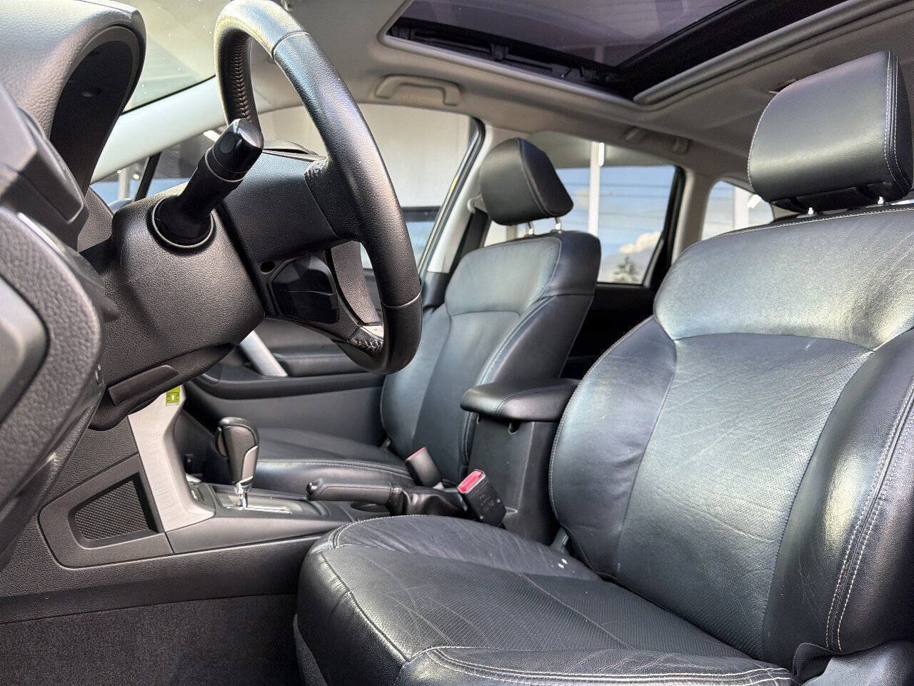 Used 2014 Subaru Forester 2.5i Limited AWD/4WD image 26