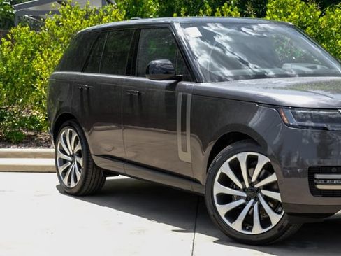New 2026 Land Rover Range Rover SE AWD/4WD image 8