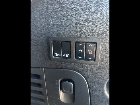 Used 2015 Cadillac Escalade Premium RWD image 21