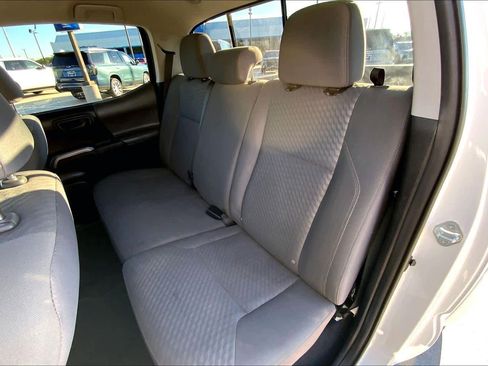 Used 2022 Toyota Tacoma SR5 image 19