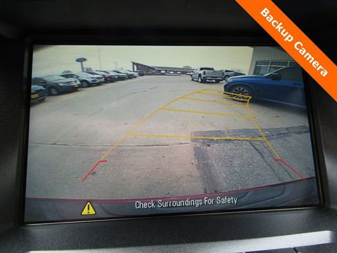 Used 2017 Chevrolet Equinox LT w/ Convenience Package image 9