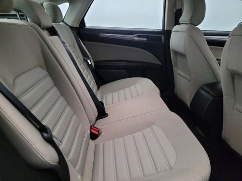 Used 2018 Ford Fusion S image 19